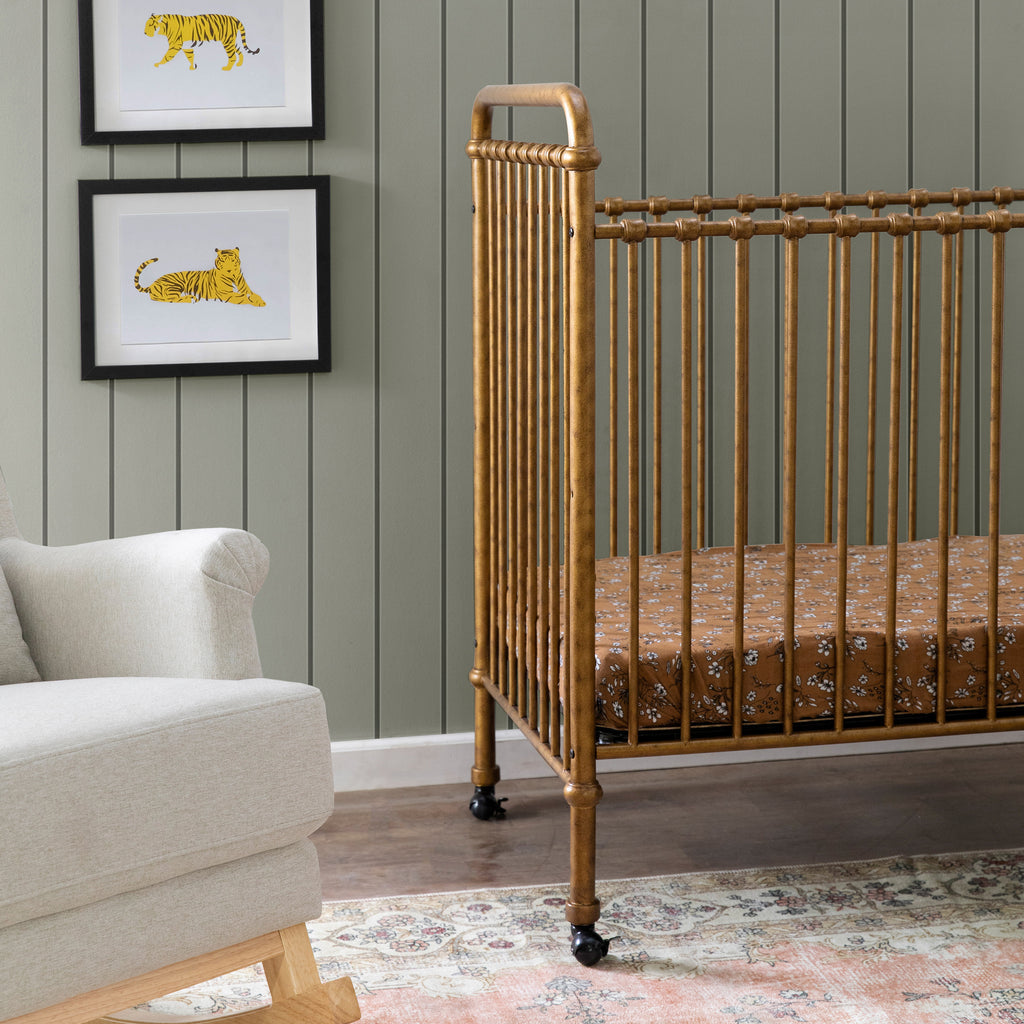 Million dollar baby outlet mini crib