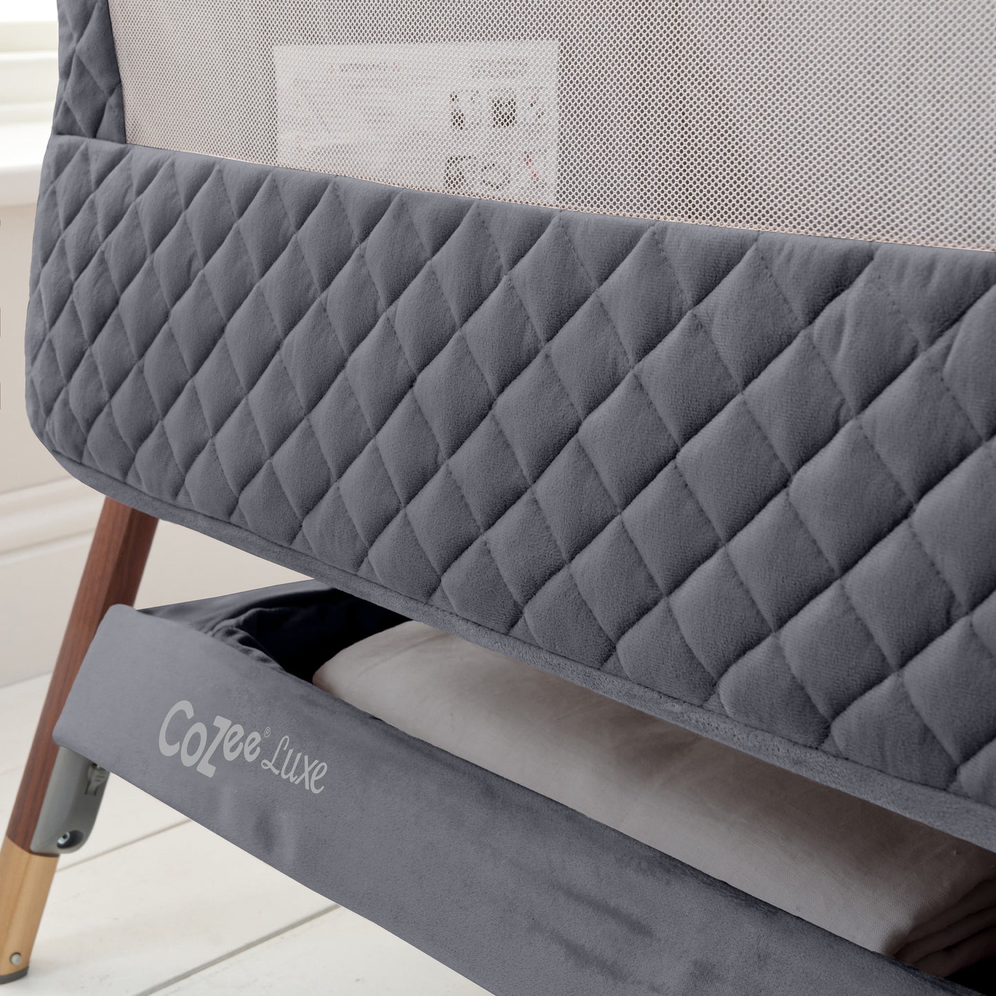 Tutti Bambini CoZee Luxe Bedside Crib