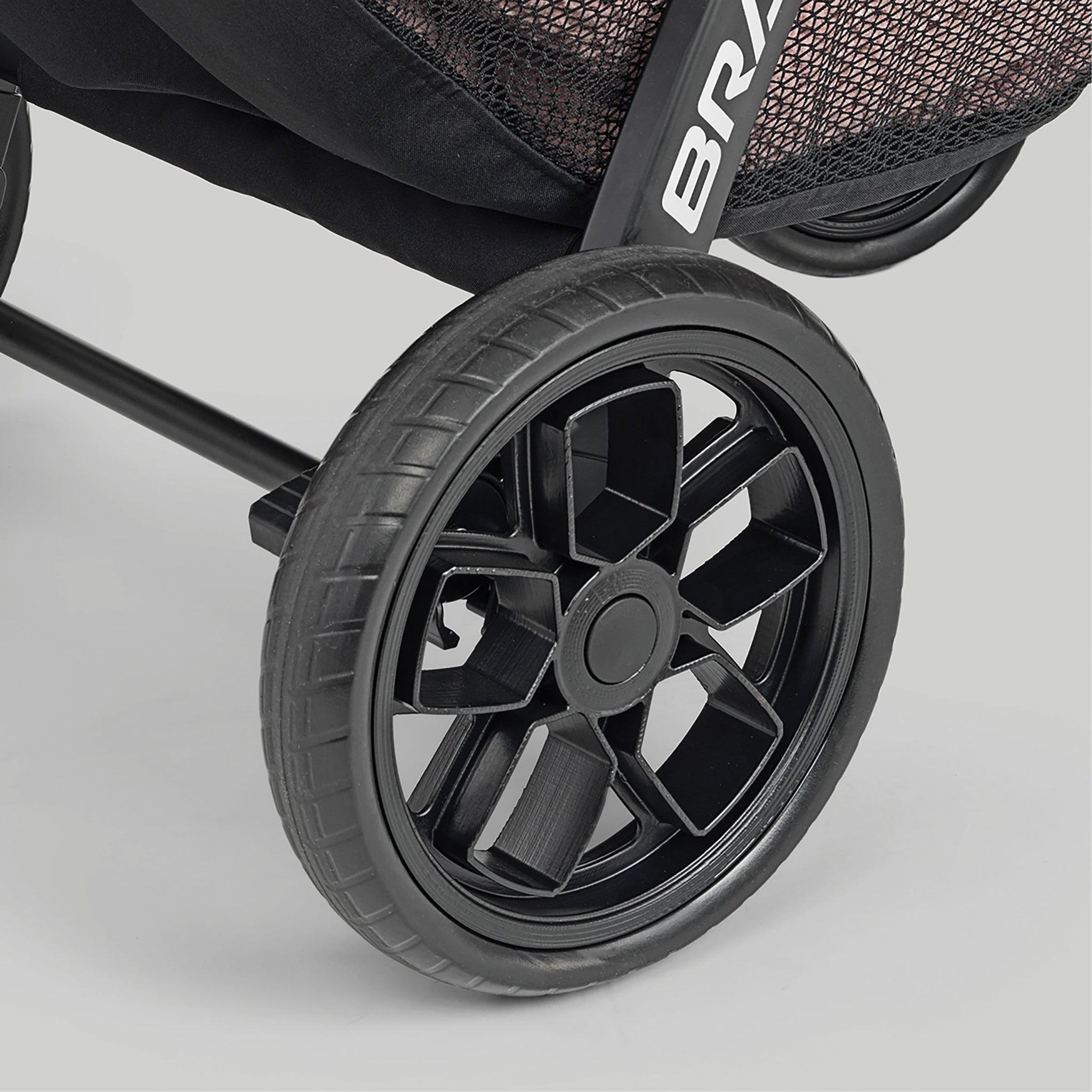 Chicco store bravo wheels