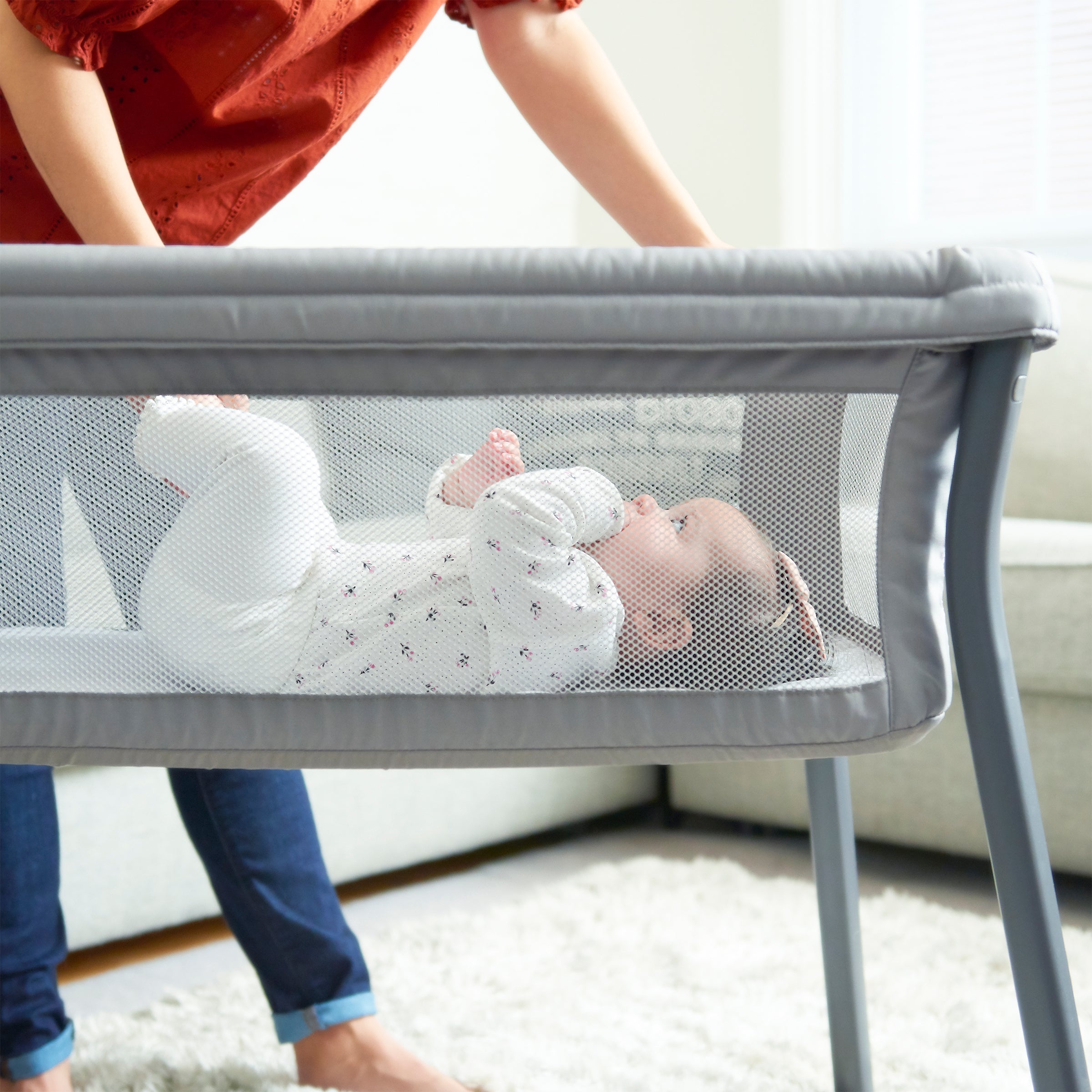 Flat bassinet on sale