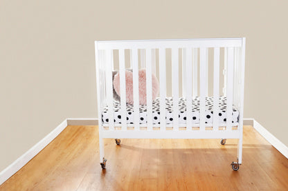 First Essentials Ruby Flat Top Portable Crib