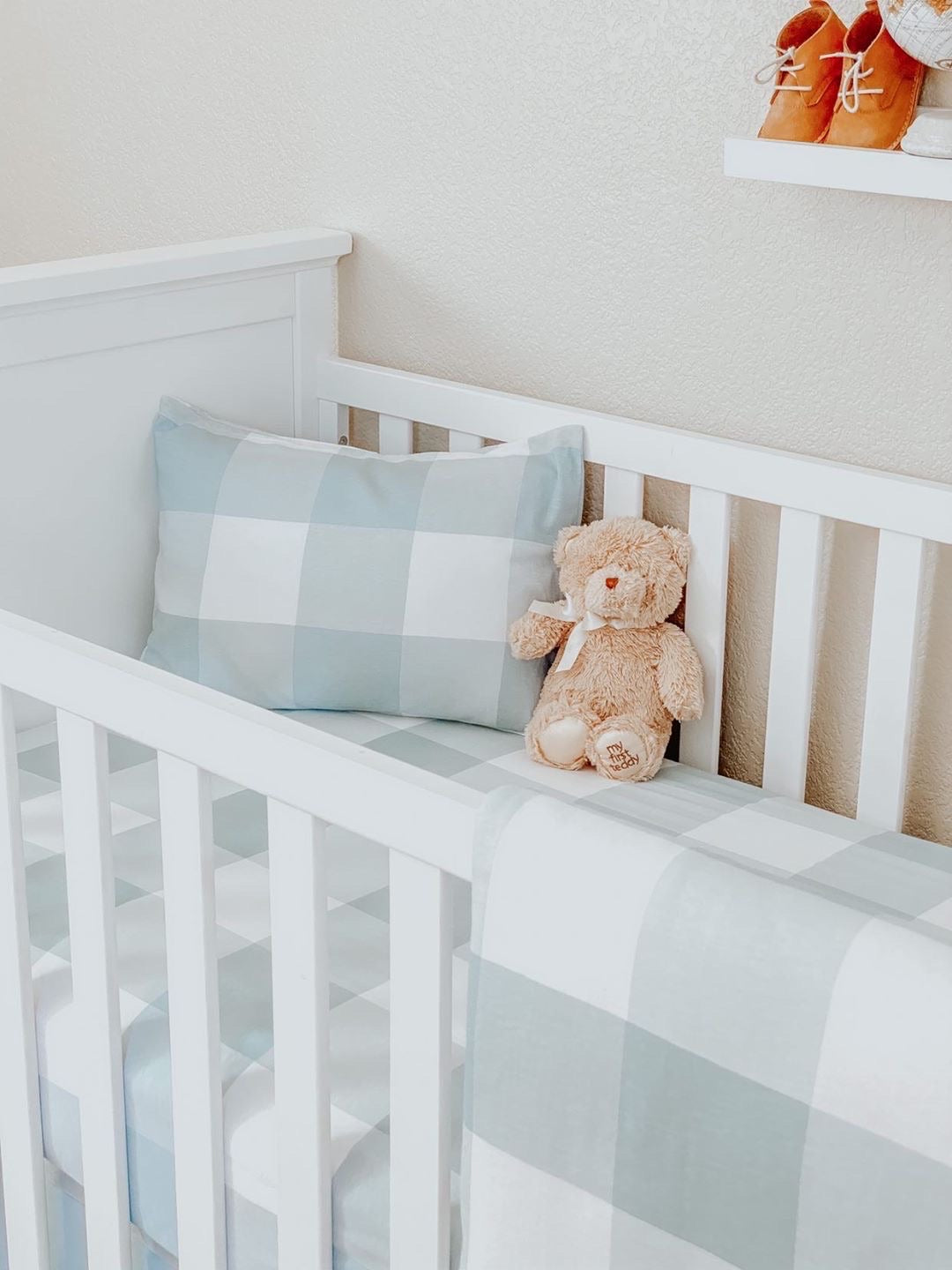 Ely's & Co. 4 Piece Baby Crib Set