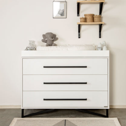 dadada  Kenton 3-Drawer Dresser